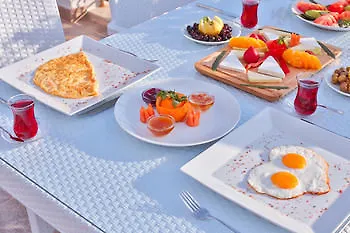 Samira Aparts & * Kalkan